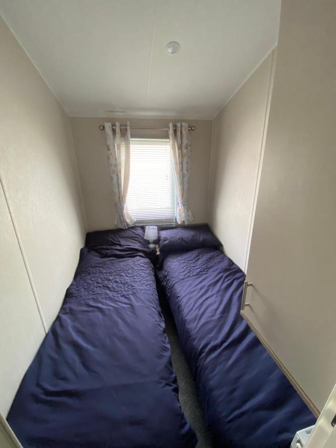 Meadow View 171 - Golden Palm - Central Heating, Wifi, Pet Friendly, Bed Linen - Meadow Lakes Caravan & Lodge Hire شابيل سانت ليوناردز المظهر الخارجي الصورة